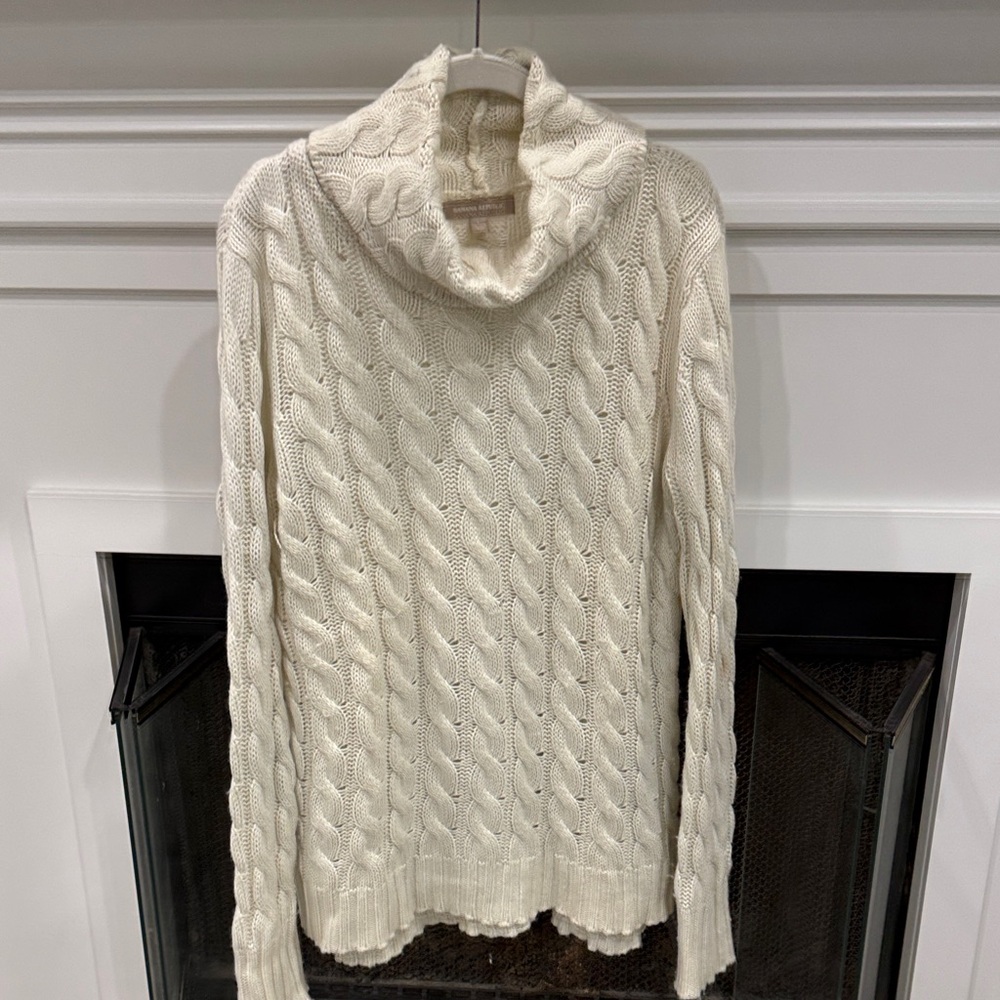 Banana Republic Ivory Cable Knit Cowl Sweater